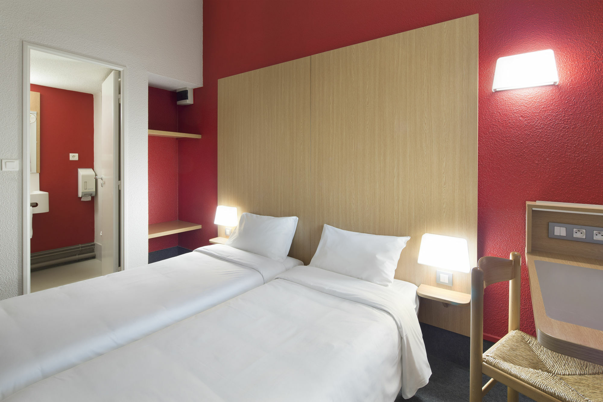 B&B Hotel Saint-Malo Centre Екстериор снимка
