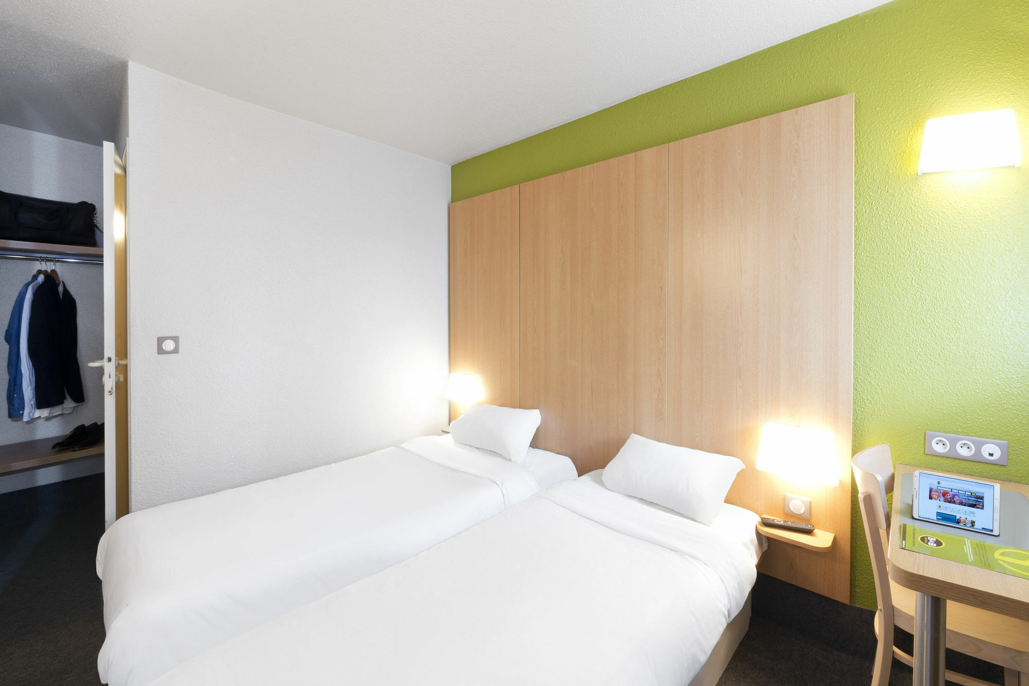 B&B Hotel Saint-Malo Centre Екстериор снимка