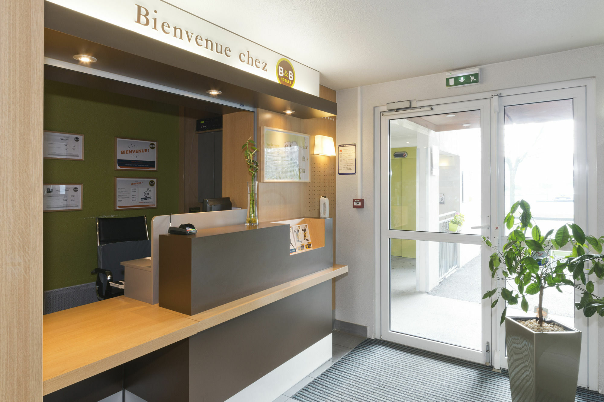 B&B Hotel Saint-Malo Centre Екстериор снимка